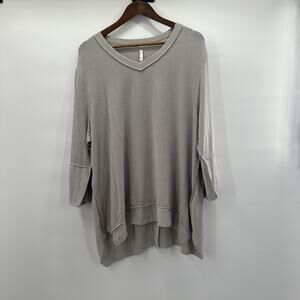 Lulu B Top Shirt Womens XL Gray Knit‎ Button Back Beachy Minimalist Soft Tunic